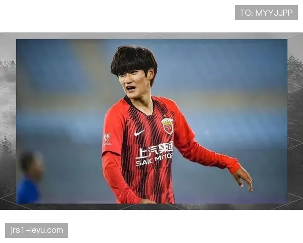 联赛新星崭露头角，出色表现引爆球迷讨论