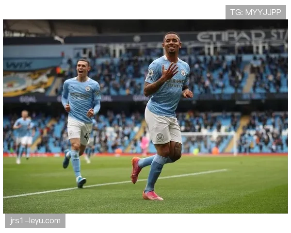 阿圭罗献完美传球与绝妙进球，尽显技术大师风采