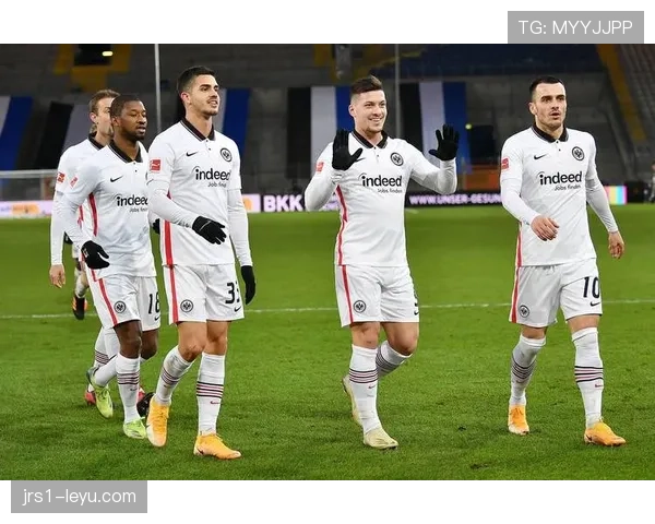 德甲豪门主力阵容大洗牌,新星闪耀引关注 德甲豪门主力阵容大洗牌,新星闪耀引关注