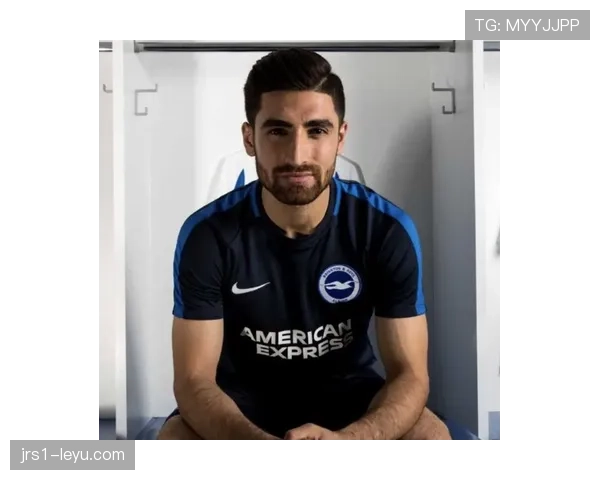 贾汉巴赫什独特射门建功,助球队逆转取胜引关注 贾汉巴赫什独特射门建功,助球队逆转取胜引关注