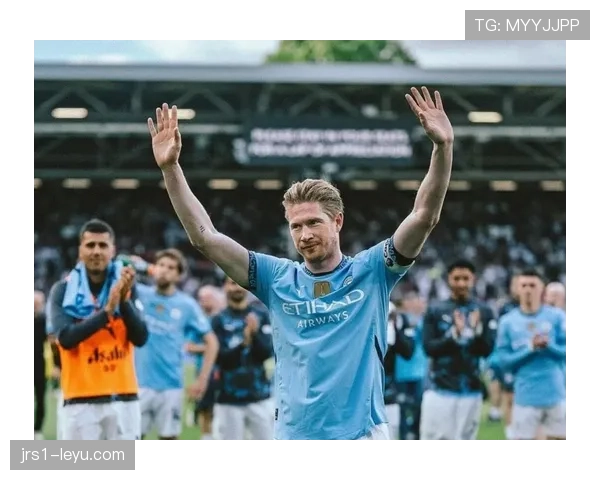 德布劳内与贝林厄姆:新老中场核心数据与战术角色对比 德布劳内与贝林厄姆:新老中场核心数据与战术角色对比