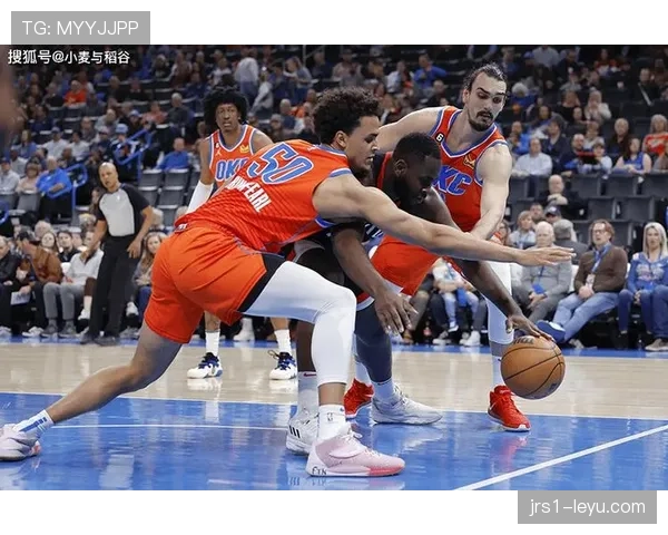 格拉利什与拉菲尼亚持球突破对比:效率差异与战术角色分析 格拉利什与拉菲尼亚持球突破对比:效率差异与战术角色分析