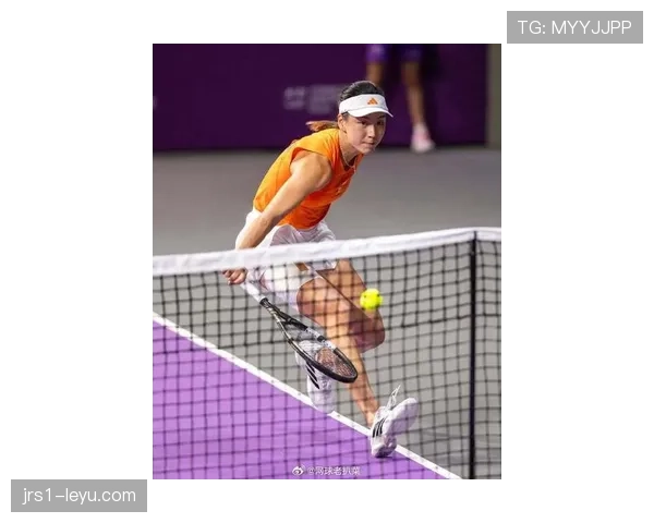 王欣瑜训练场上的严肃脸，生活里却有一堆让人羡慕的小秘密？